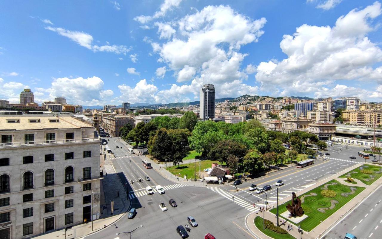 Attico Luxury Con Parcheggio E Terrazza Vista Mozzafiato Apartman Genova Kültér fotó