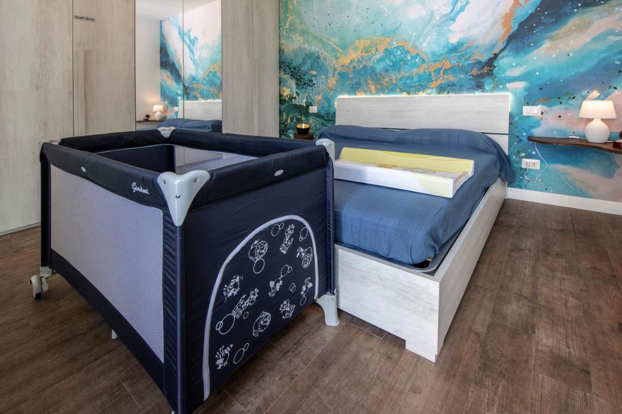 Attico Luxury Con Parcheggio E Terrazza Vista Mozzafiato Apartman Genova Kültér fotó